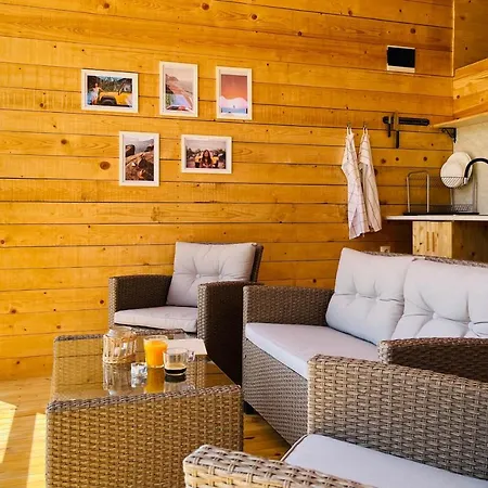 Cozyhut под наем