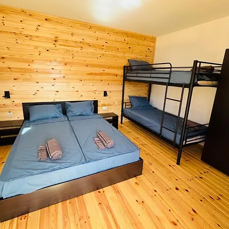 Cozyhut под наем * Czernomorec