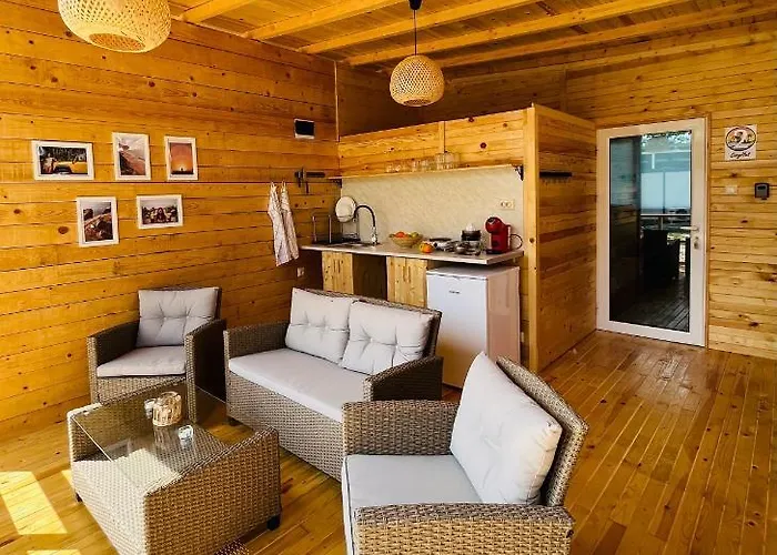 Cozyhut под наем Dom wakacyjny Czernomorec