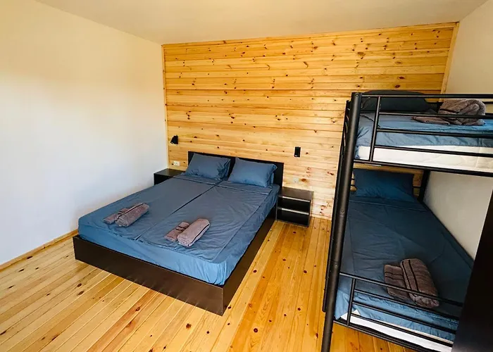 Cozyhut под наем * Czernomorec